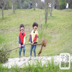 张丹峰洪欣海涛妈忆童年 萌娃《爱上幼儿园》体验团结就是力量