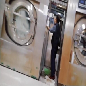 爆酒店白床单清洗 看完觉得浑身都痒再也不敢睡了