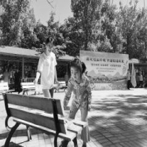 回龙观天通苑20个社区 周末大扫除扮靓社区环境