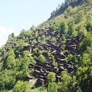 边疆党旗红 古老傈僳族村寨的脱贫致富路