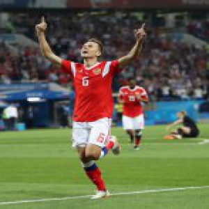 东道主俄罗斯队点球惜败止步八强