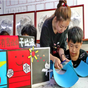 河北秦皇岛：废物再利用 学习垃圾分类