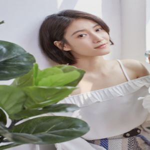 啜妮《创业时代》温情收官 清爽百变带来更多惊喜