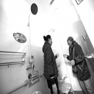 幸福浴室胡同开张便利老人