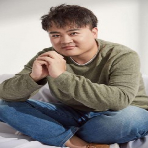 《武林怪兽》孔连顺饰演反差萌“婀娜”山贼