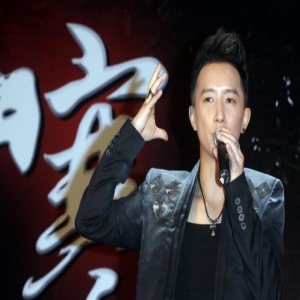 韩庚微博发文引粉丝大呼 “心疼韩庚！”他到底怎么了？