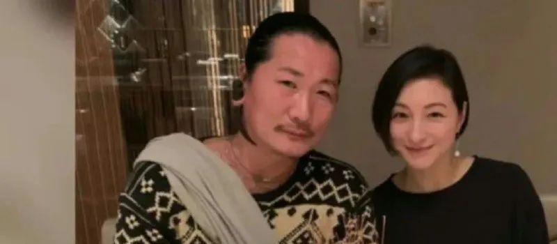 知名女星承认出轨！将无限期暂停演出(图2)